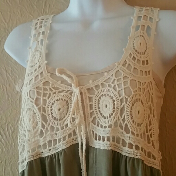 Cardigan size small - Picture 2 of 3